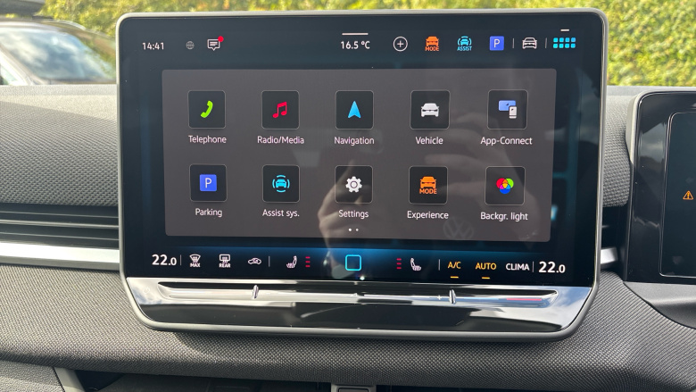 Volkswagen T-Roc 1.5 eTSI 150 Life 5dr DSG Petrol Hatchback